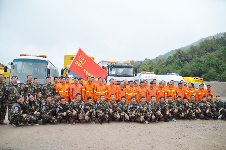 【主题宣传周】加强队伍建设 守牢安全防线——矿山应急救援东源队为企业安全生产主动担当奋发有为